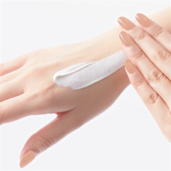 HACCI蜂蜜VC光感防晒精华乳50g