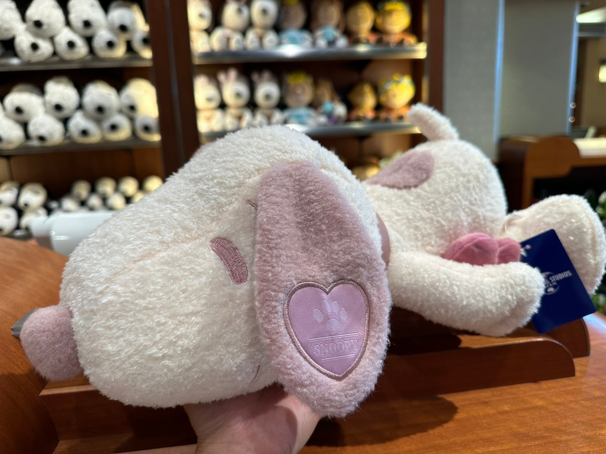 USJ日本环球影城藕粉色粉紫色爱心趴趴SNOOPY玩偶