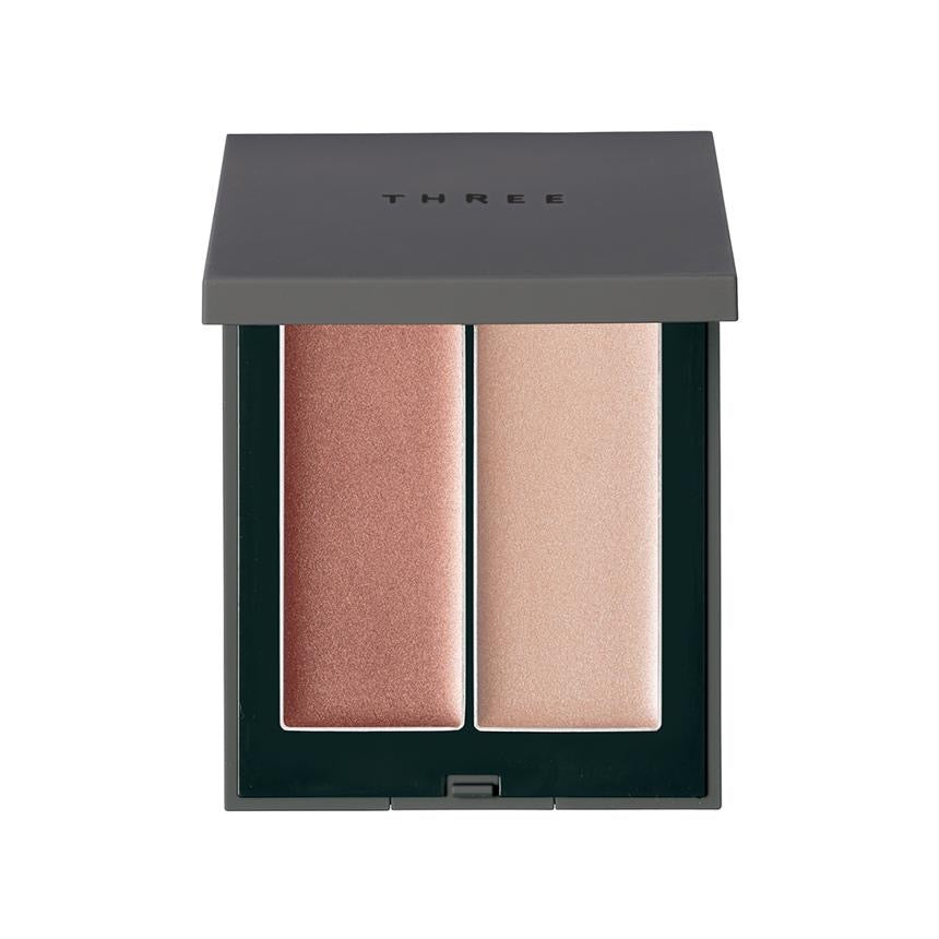 THREE双色高光修容盘